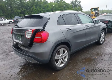2015 Mercedes-Benz Gla 250 4Matic z USA, uszkodzony, nr VIN WDCTG4GB7FJ145377